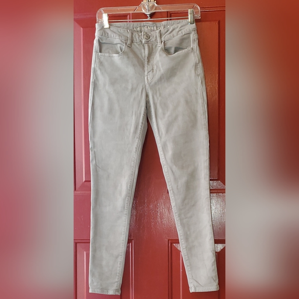 American Eagle Hi Rise Jegging w/Next Level Stretch sz 6 Camo